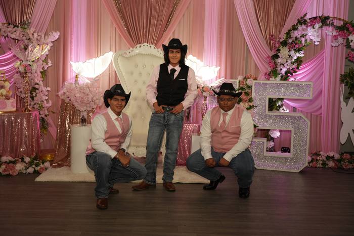 Foto de los XV años de Michell