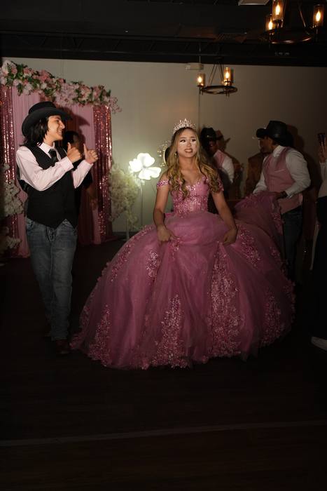Foto de los XV años de Michell