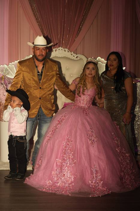 Foto de los XV años de Michell