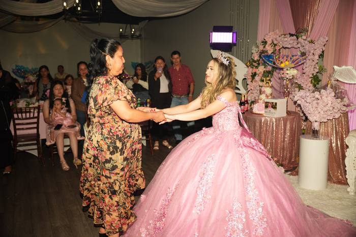 Foto de los XV años de Michell