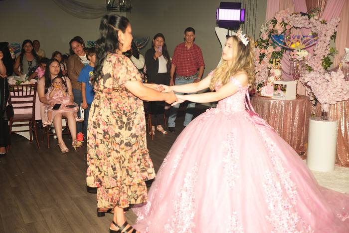 Foto de los XV años de Michell