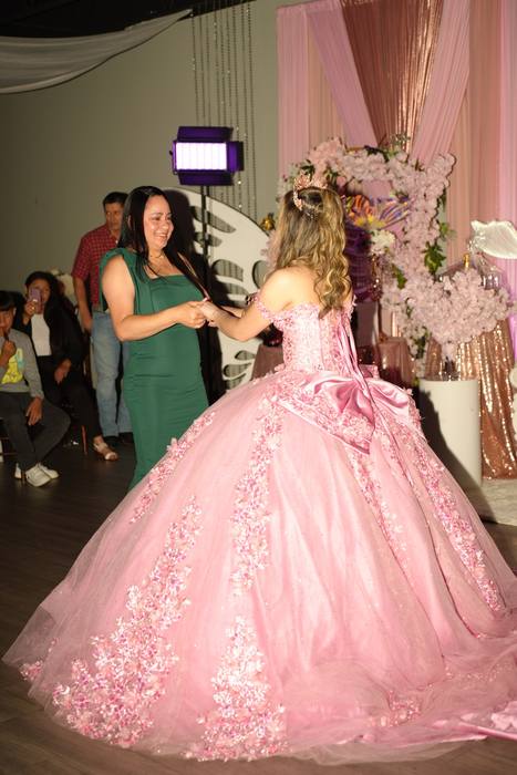 Foto de los XV años de Michell