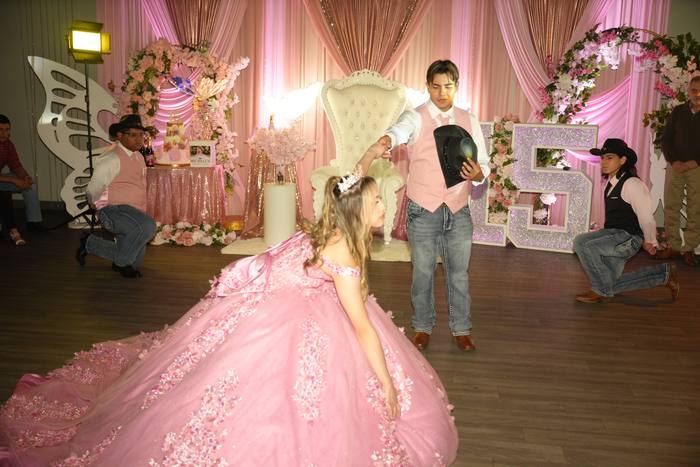 Foto de los XV años de Michell