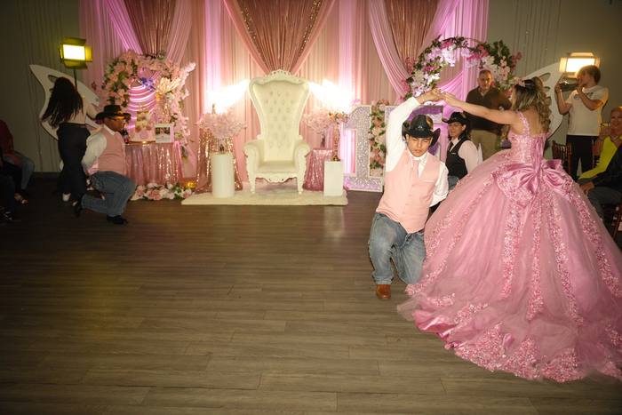 Foto de los XV años de Michell