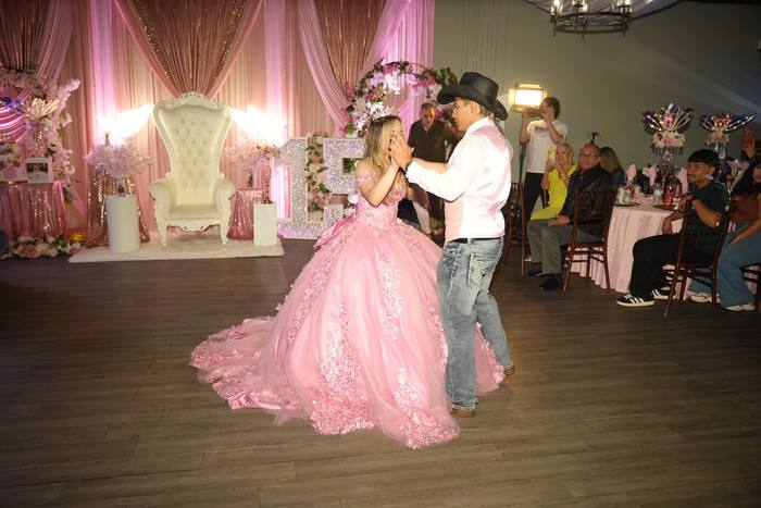 Foto de los XV años de Michell