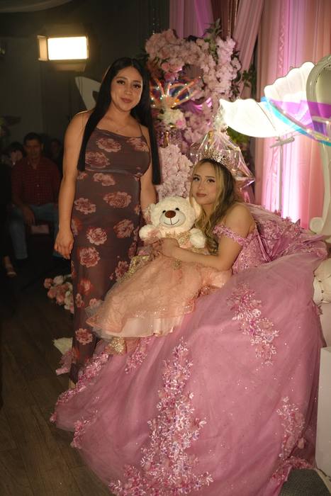 Foto de los XV años de Michell