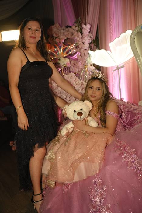 Foto de los XV años de Michell