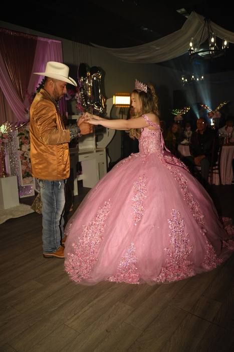 Foto de los XV años de Michell