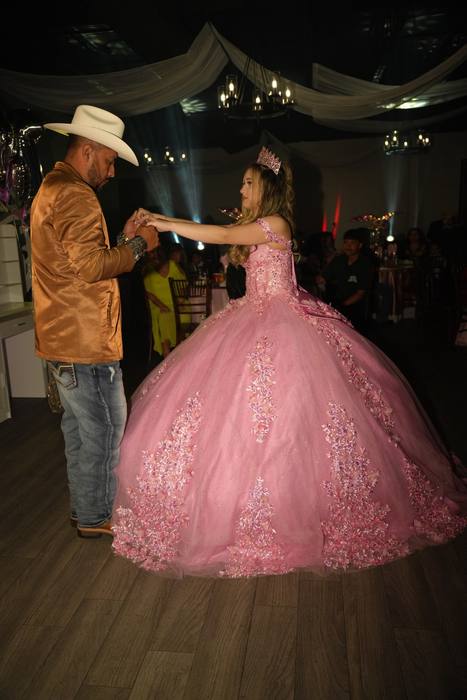 Foto de los XV años de Michell