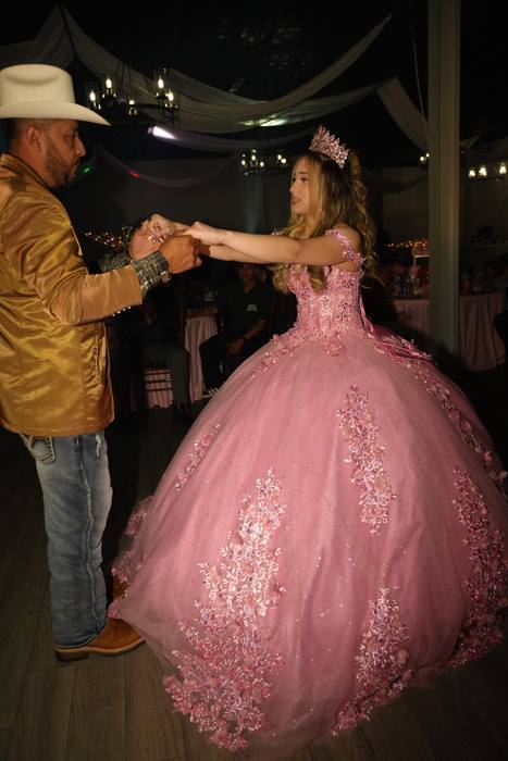 Foto de los XV años de Michell