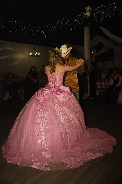 Foto de los XV años de Michell