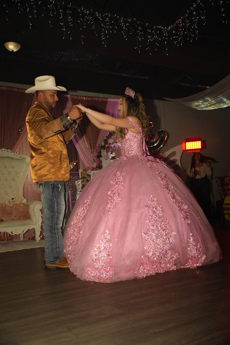 Foto de los XV años de Michell