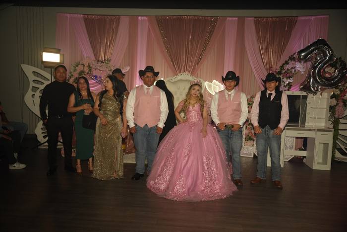 Foto de los XV años de Michell