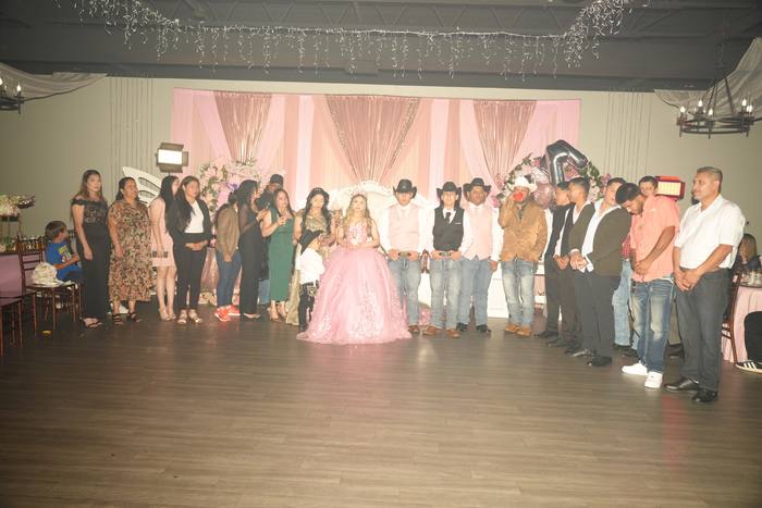 Foto de los XV años de Michell