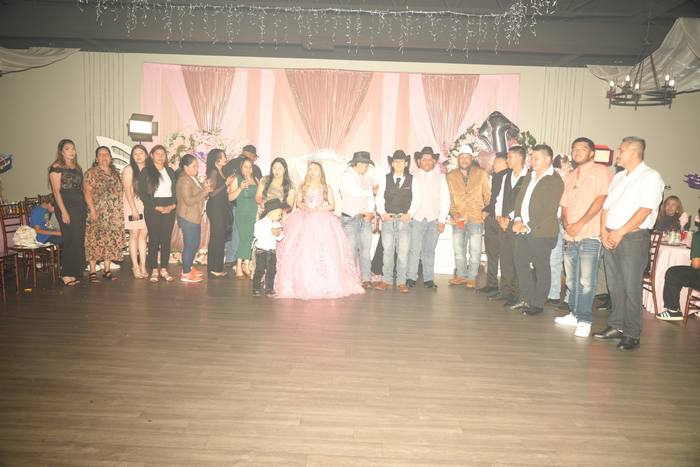 Foto de los XV años de Michell