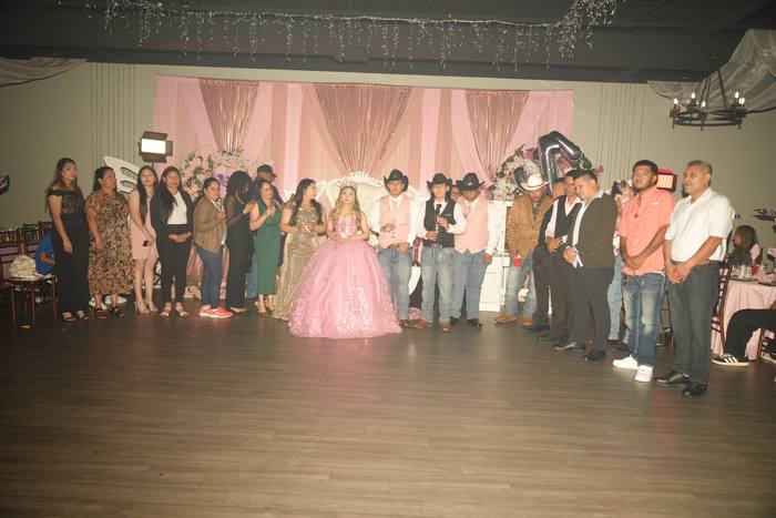 Foto de los XV años de Michell