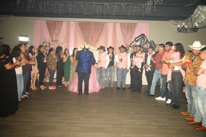 Foto de los XV años de Michell