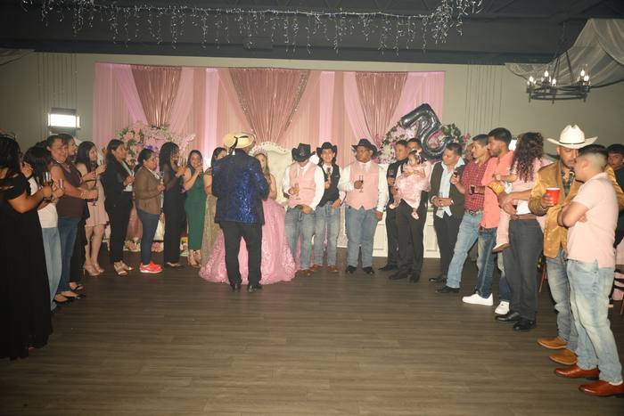 Foto de los XV años de Michell