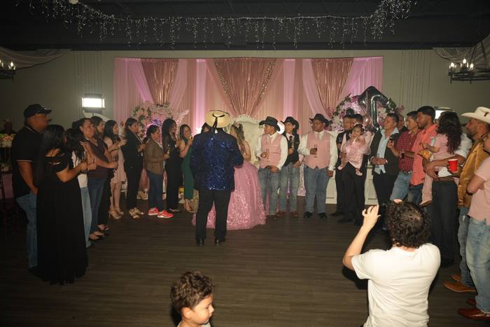 Foto de los XV años de Michell