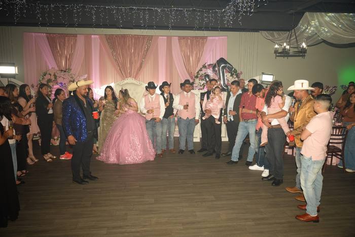 Foto de los XV años de Michell