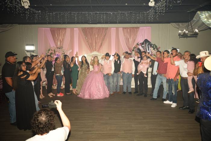 Foto de los XV años de Michell