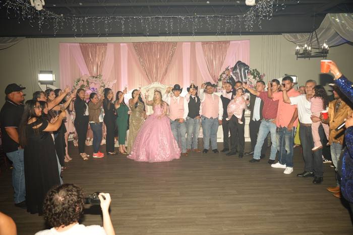 Foto de los XV años de Michell