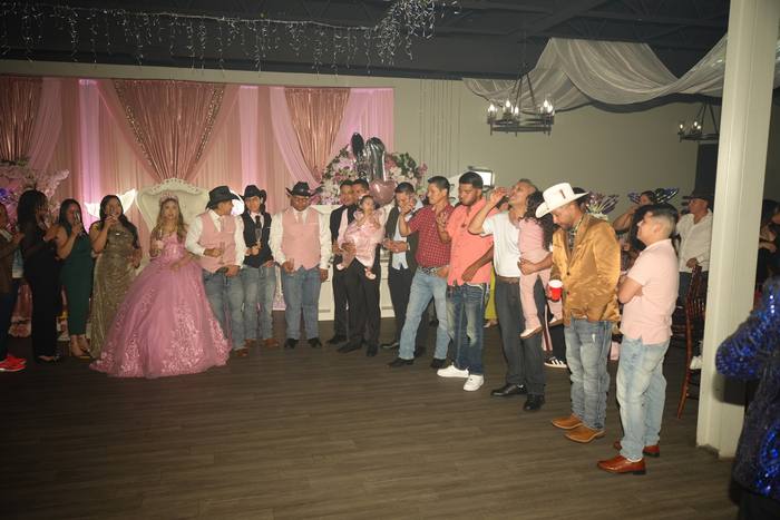 Foto de los XV años de Michell