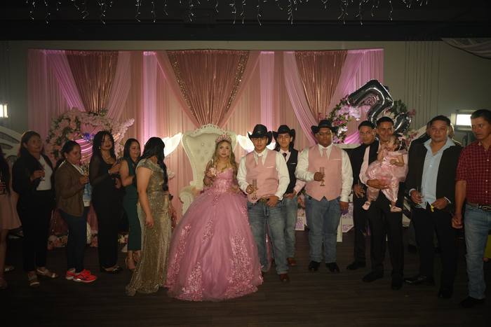 Foto de los XV años de Michell