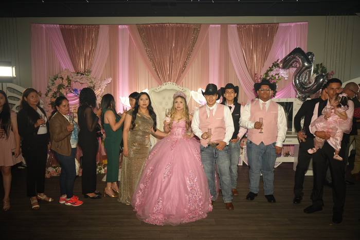 Foto de los XV años de Michell