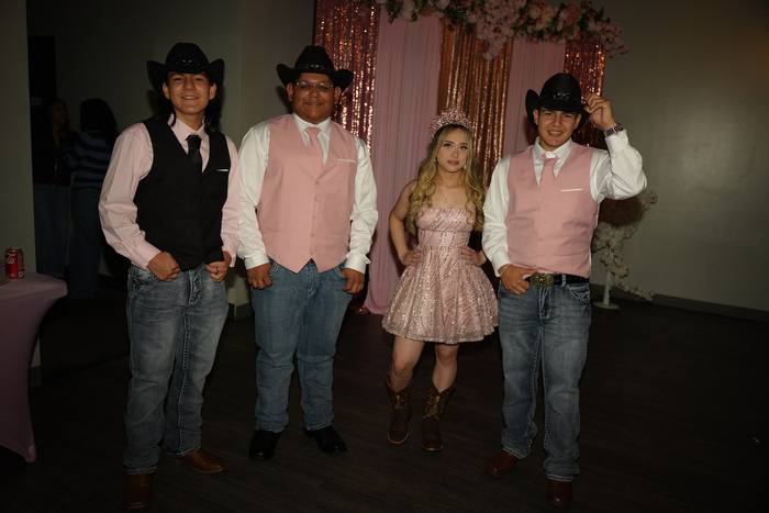 Foto de los XV años de Michell