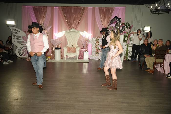 Foto de los XV años de Michell