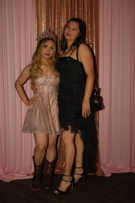 Foto de los XV años de Michell