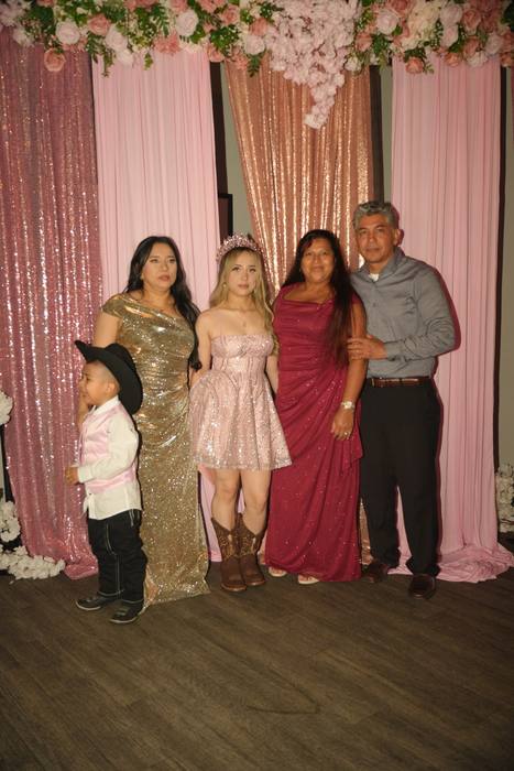 Foto de los XV años de Michell
