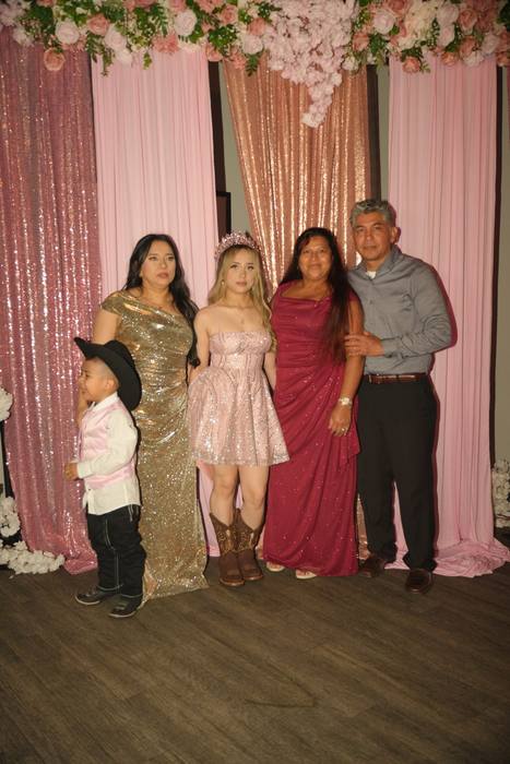 Foto de los XV años de Michell