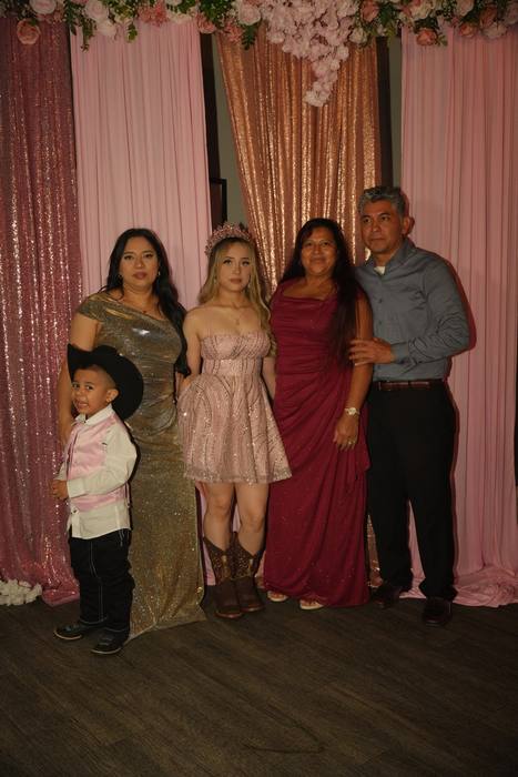 Foto de los XV años de Michell