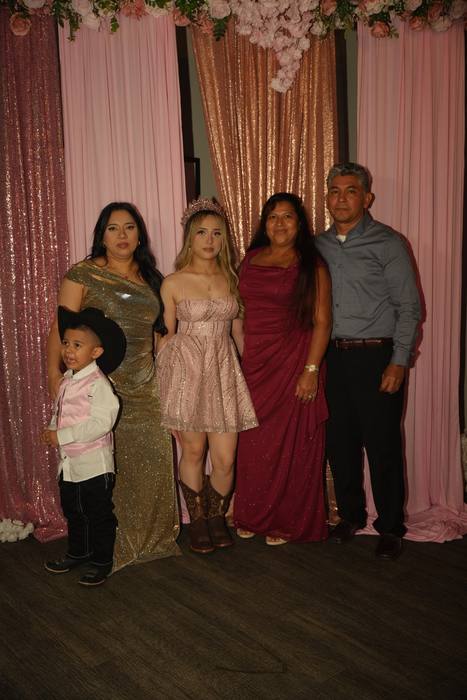 Foto de los XV años de Michell
