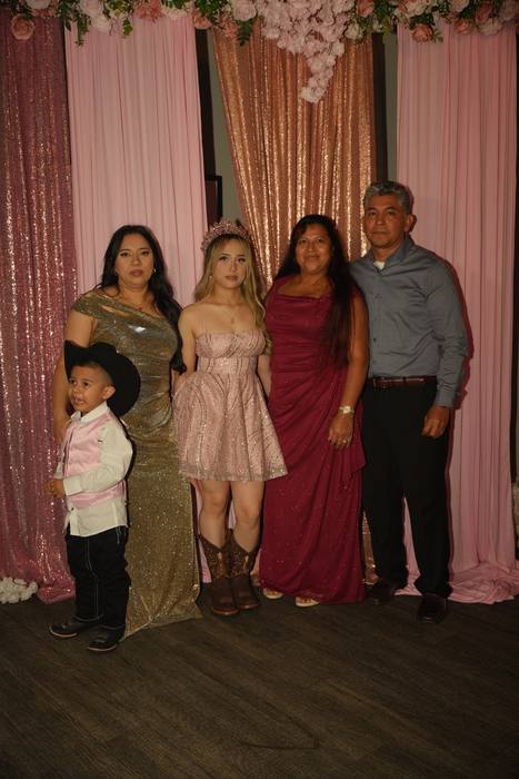 Foto de los XV años de Michell
