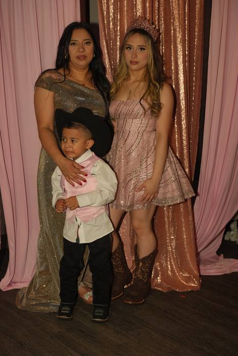 Foto de los XV años de Michell