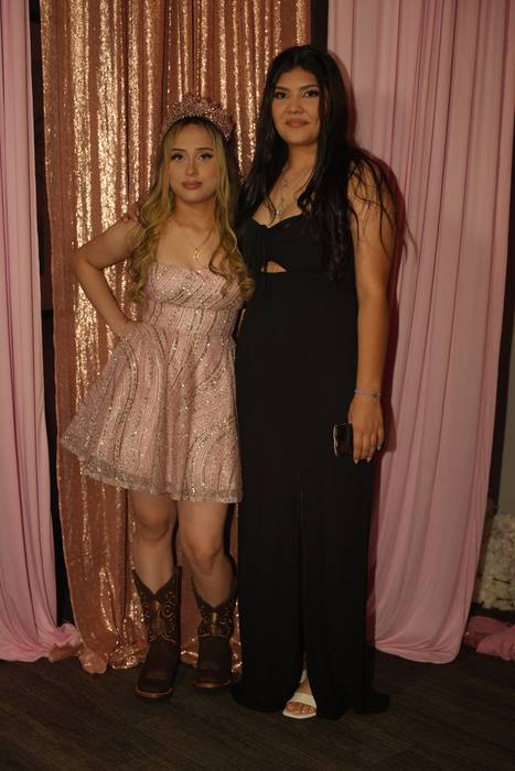 Foto de los XV años de Michell