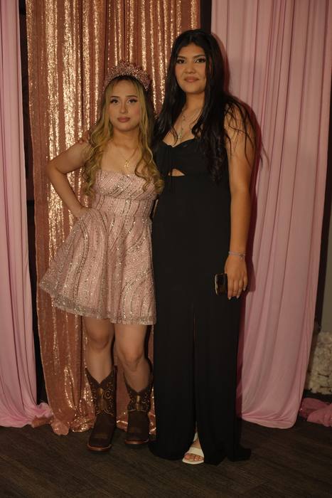 Foto de los XV años de Michell