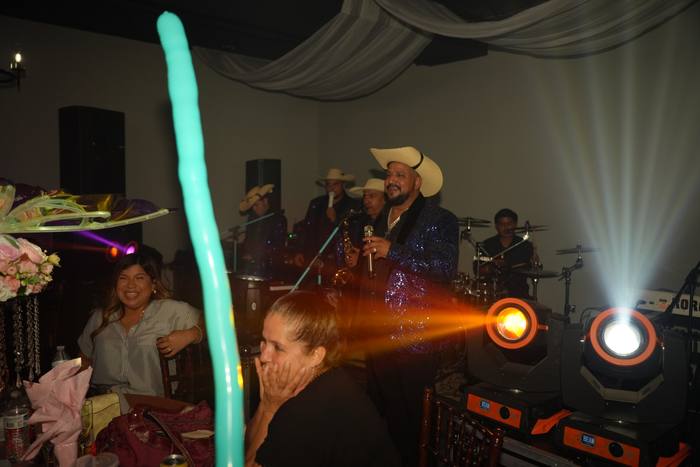 Foto de los XV años de Michell