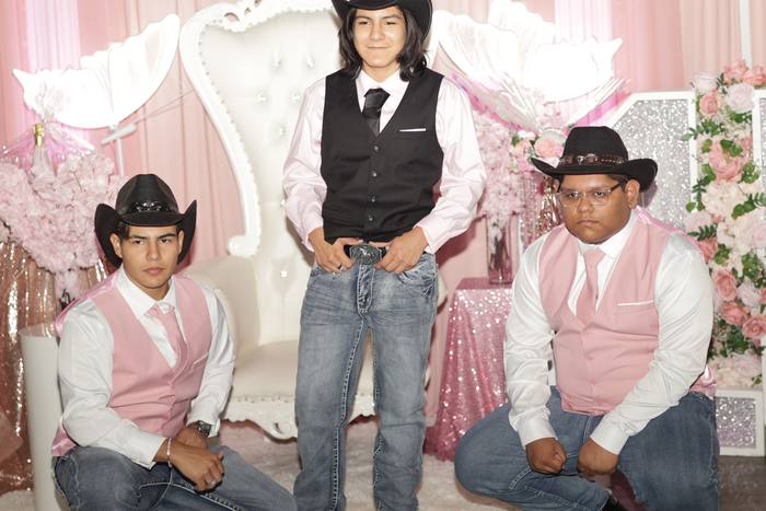 Foto de los XV años de Michell