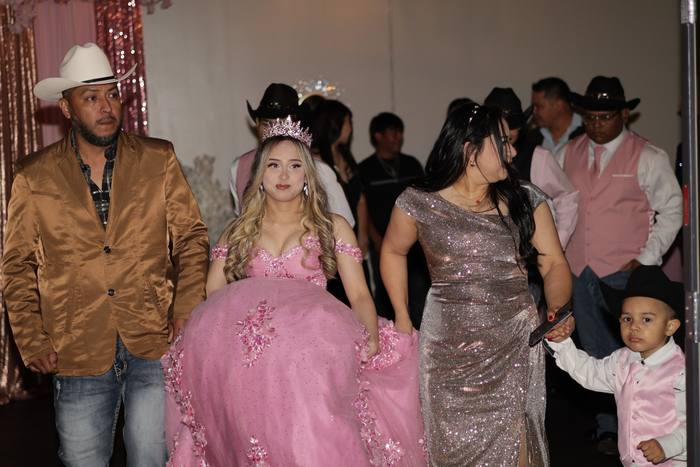 Foto de los XV años de Michell