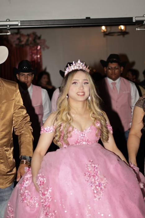 Foto de los XV años de Michell