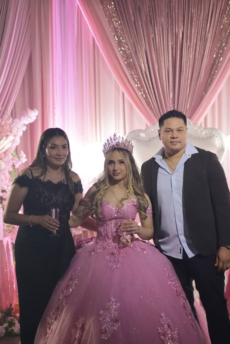 Foto de los XV años de Michell