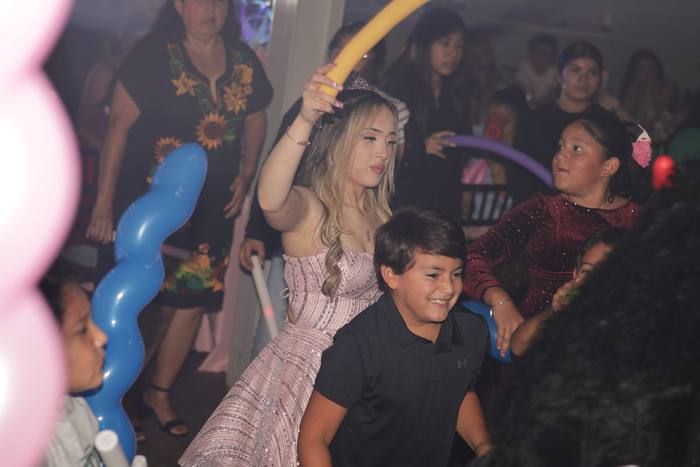 Foto de los XV años de Michell